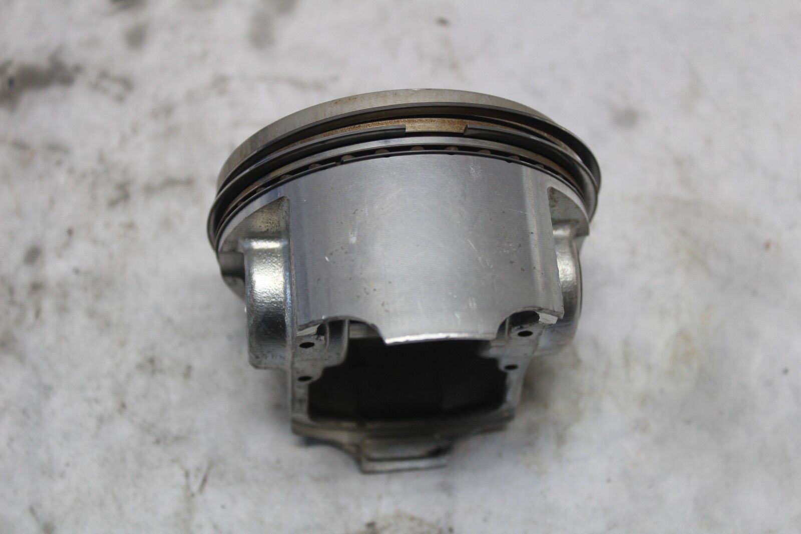 PISTON (STD) 12111-27E10-0F0 2001 SUZUKI BANDIT GSF1200S