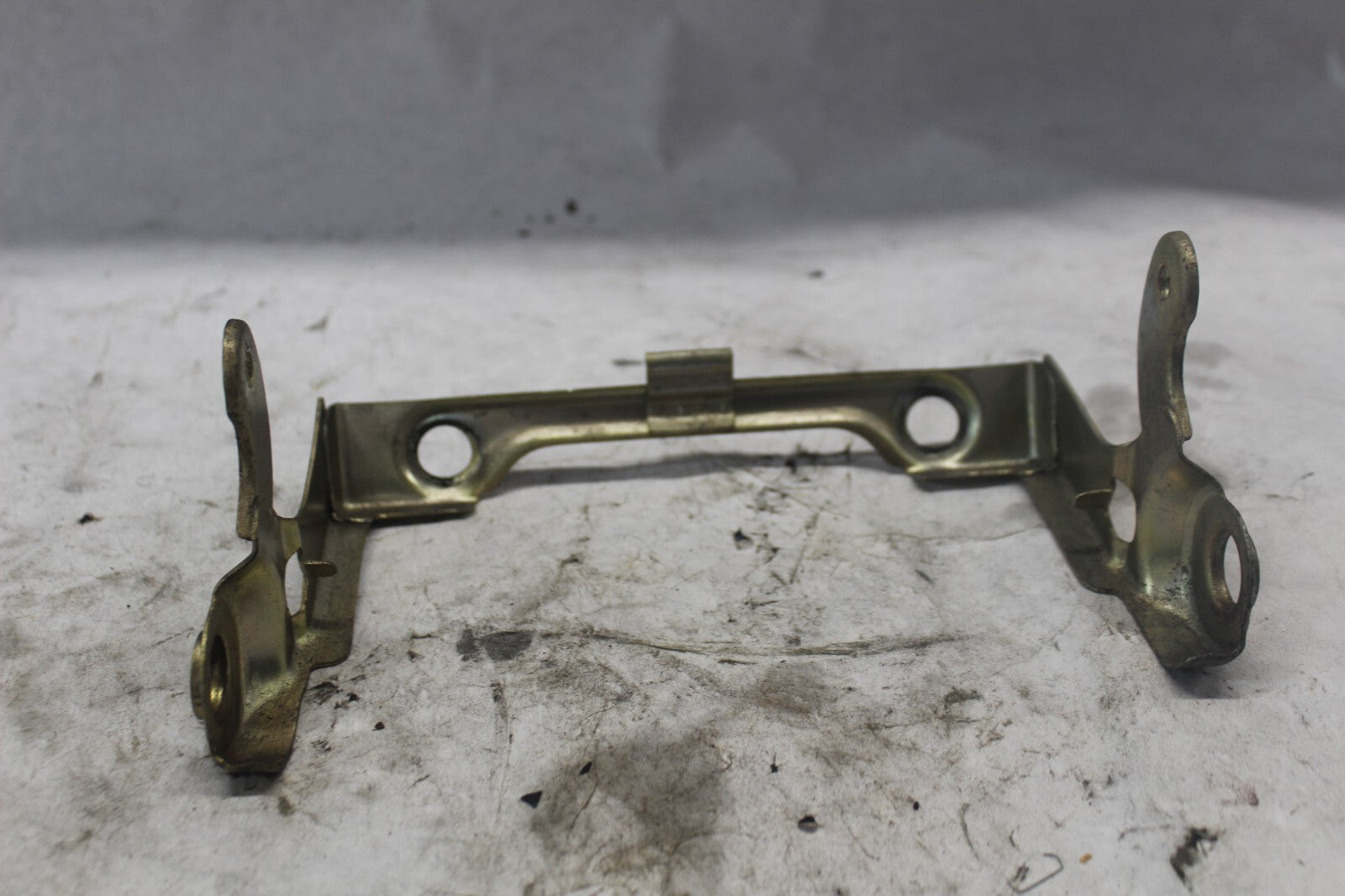 TAILLIGHT BRACKET 84700-MA1-000  1982 HONDA GL500I SILVERWING