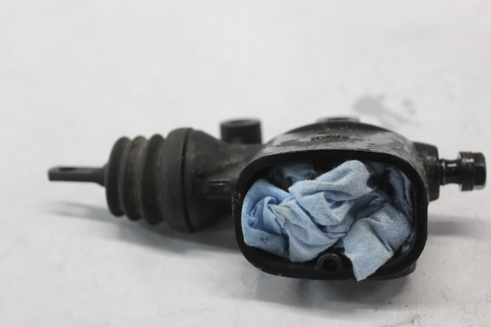 REAR MASTER CYLINDER ONLY 41763-08 2008 H-D ELECTRAGLIDE FLHT