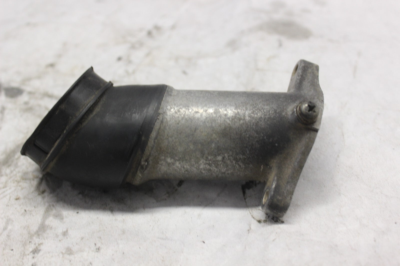 LEFT CARBURETOR INSULATOR 16221-MA1-000 1982 HONDA GL500I SILVERWING