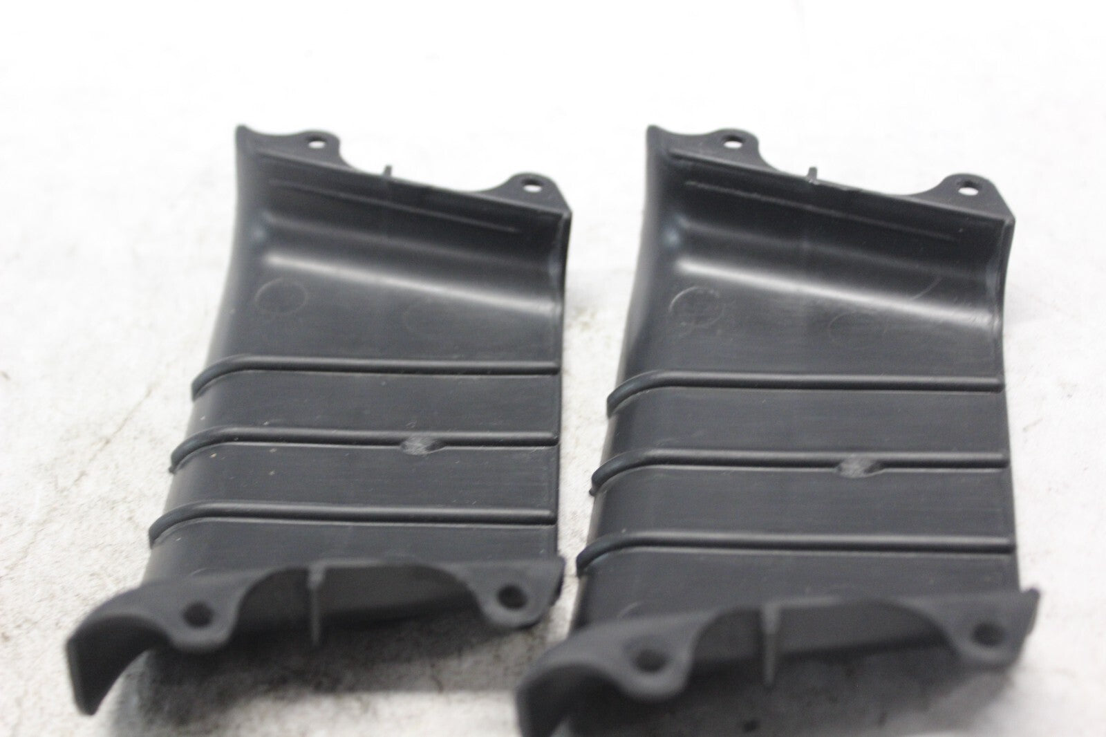 INNER AIR CLEANER DUCT 2PCS 17235-MW0-000 1998 HONDA CBR900RR