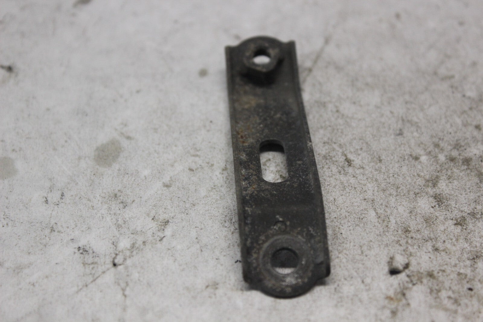 LEFT LOWER COWL STAY 64541-MW0-000 1998 HONDA CBR900RR