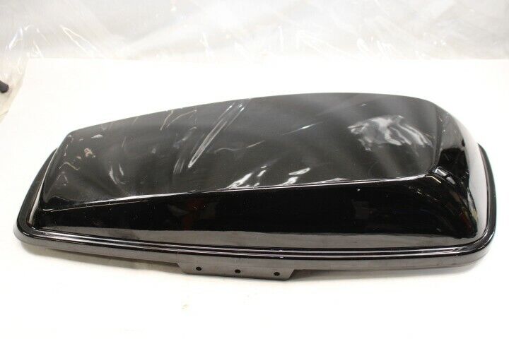 OEM Harley Davidson Gloss Black Saddlebag Lid Right 90200411