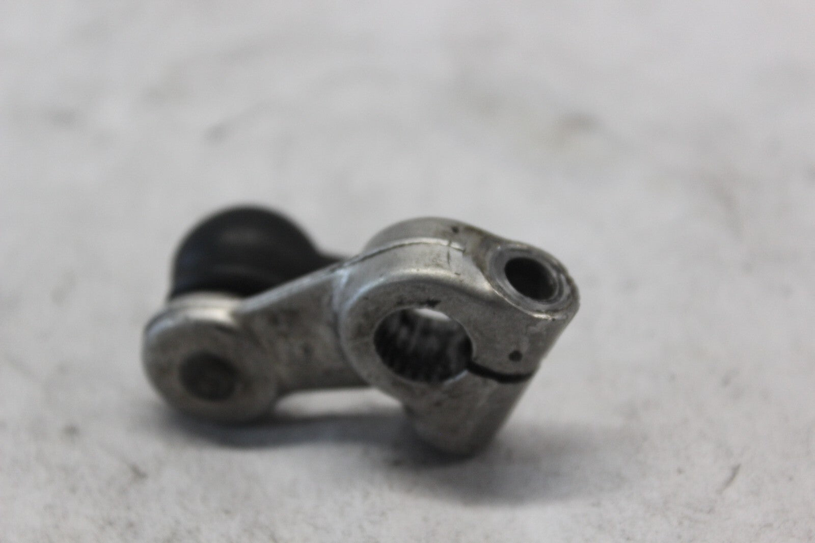 GEARSHIFT LINK ARM 25520-24F00 2002 SUZUKI GSX-R1000