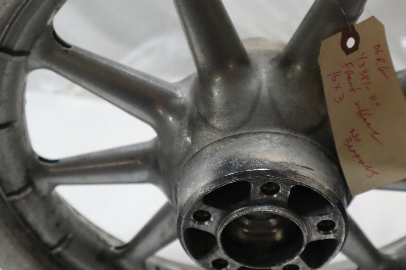 OEM Harley Davidson FRONT 9 Spoke Wagon Wheel Silver 16" x 3" No Bearing