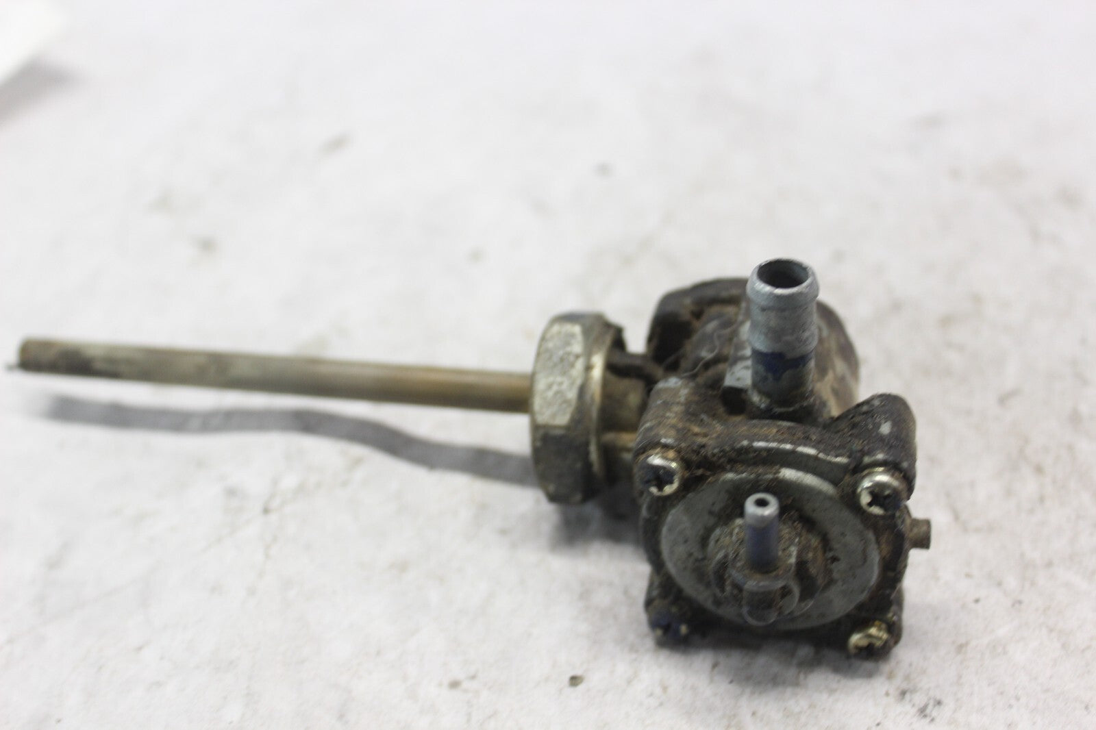 PETCOCK ASSY 16950-MAS-013 1998 HONDA CBR900RR