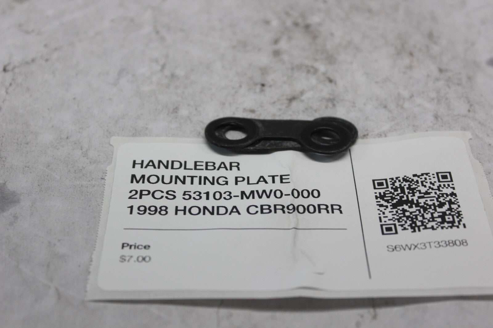 HANDLEBAR MOUNTING PLATE 2PCS 53103-MW0-000 1998 HONDA CBR900RR