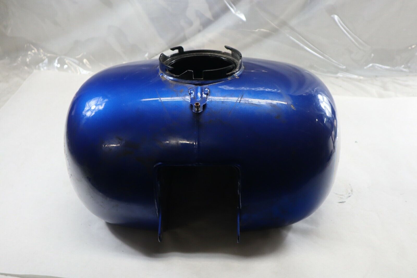 OEM Harley Davidson Fuel Gas Tank 6 Gallon 2009 Ultra Classic Royal 61356-08