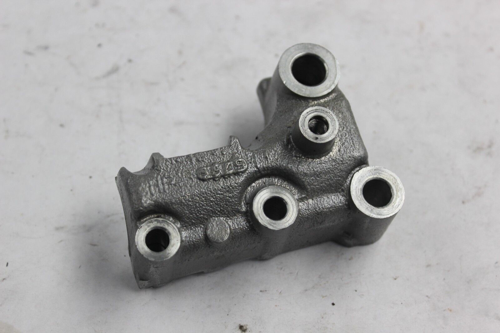 CAMSHAFT HOLDER B 12212-MB4-030 1986 HONDA V65 MAGNA VF1100C