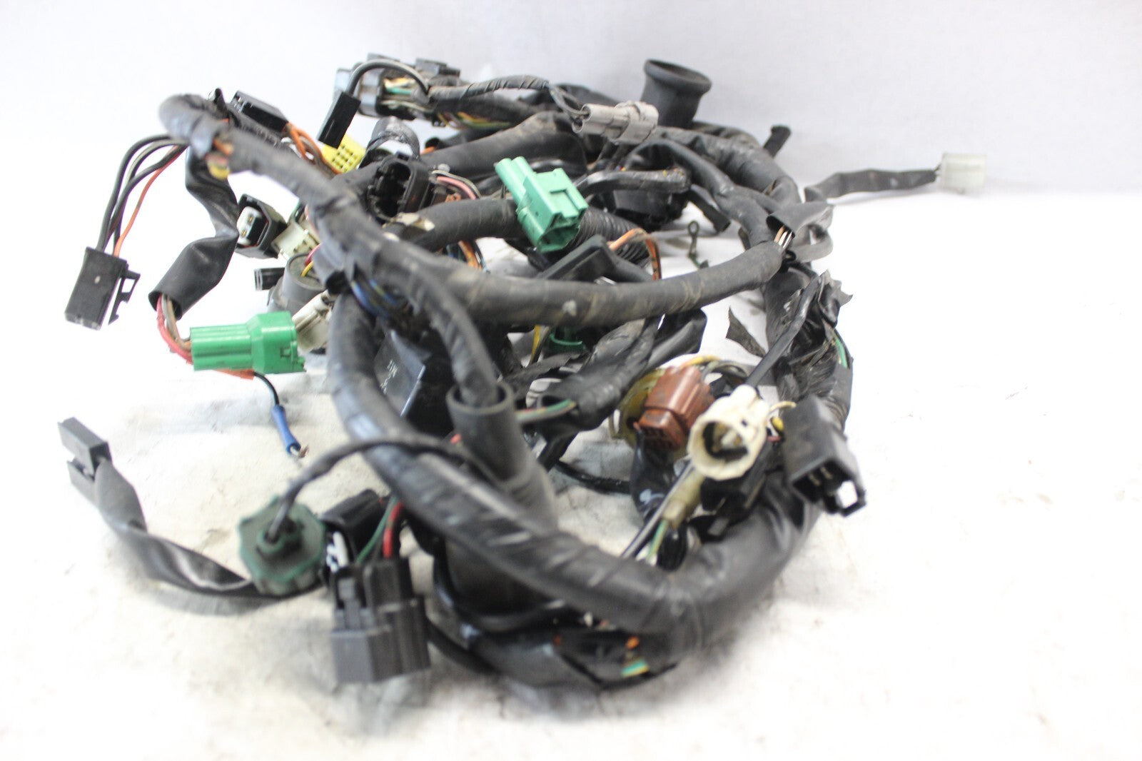 MAIN WIRING HARNESS SEE PHOTOS 36610-24F30 2002 SUZUKI HAYABUSA GSX1300R