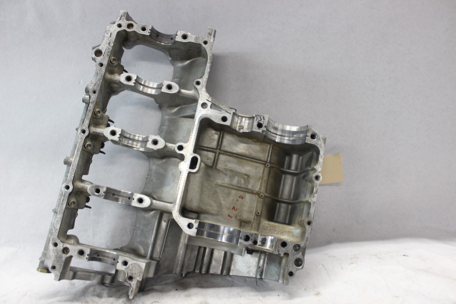 CRANKCASE TOP ASSY 11302-24811 2002 SUZUKI HAYABUSA GSX1300R