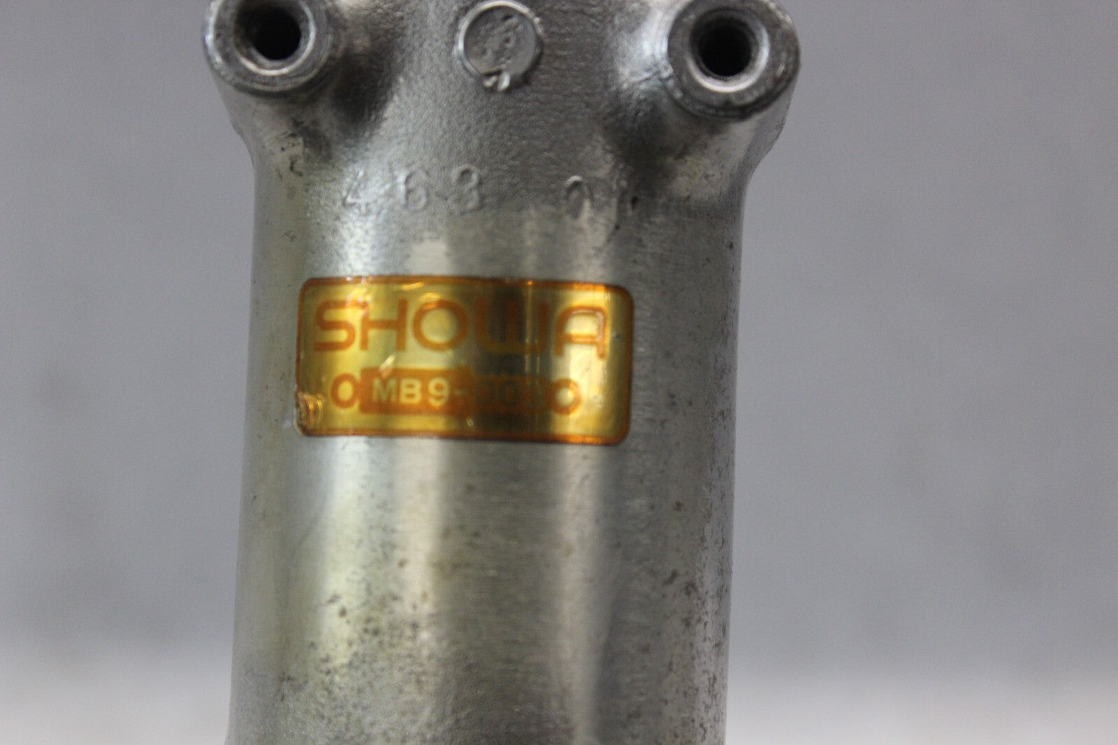 LEFT FRONT FORK ASSY 51500-MB9-003 1982 HONDA GOLDWING GL1100A