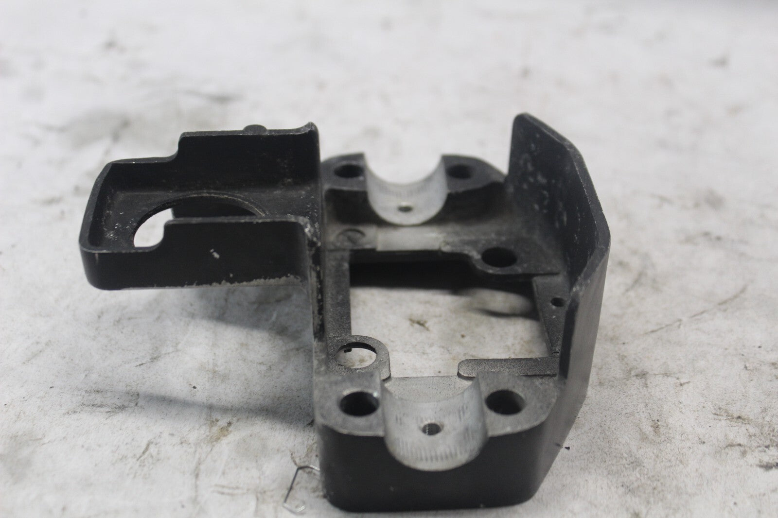 UPPER HANDLE HOLDER 53131-MA1-000 1982 HONDA GL500I SILVERWING