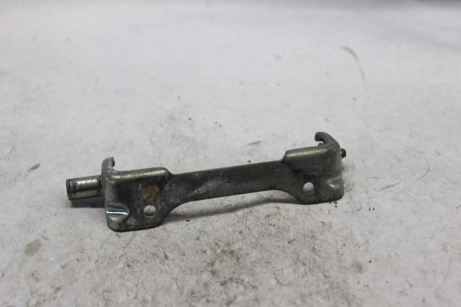 SEAT LOCK PLATE 77231-MAS-E00 1998 HONDA CBR900RR