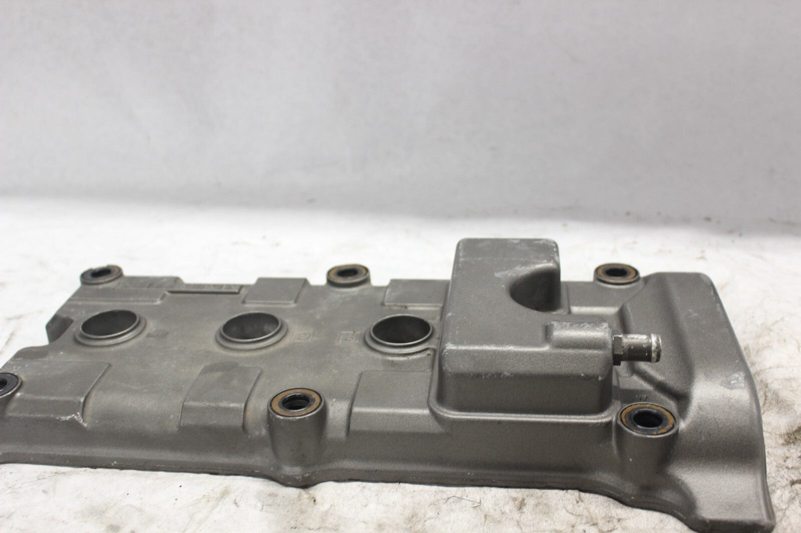 CYLINDER HEAD COVER 12310-MAS-E00 1998 HONDA CBR900RR