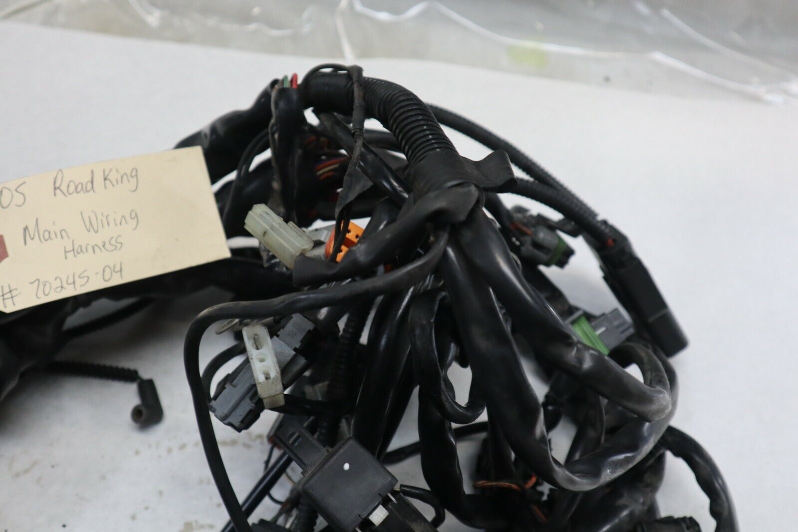 OEM Harley Davidson Main Wiring Harness 2005 Road King Blk/Red 70245-04