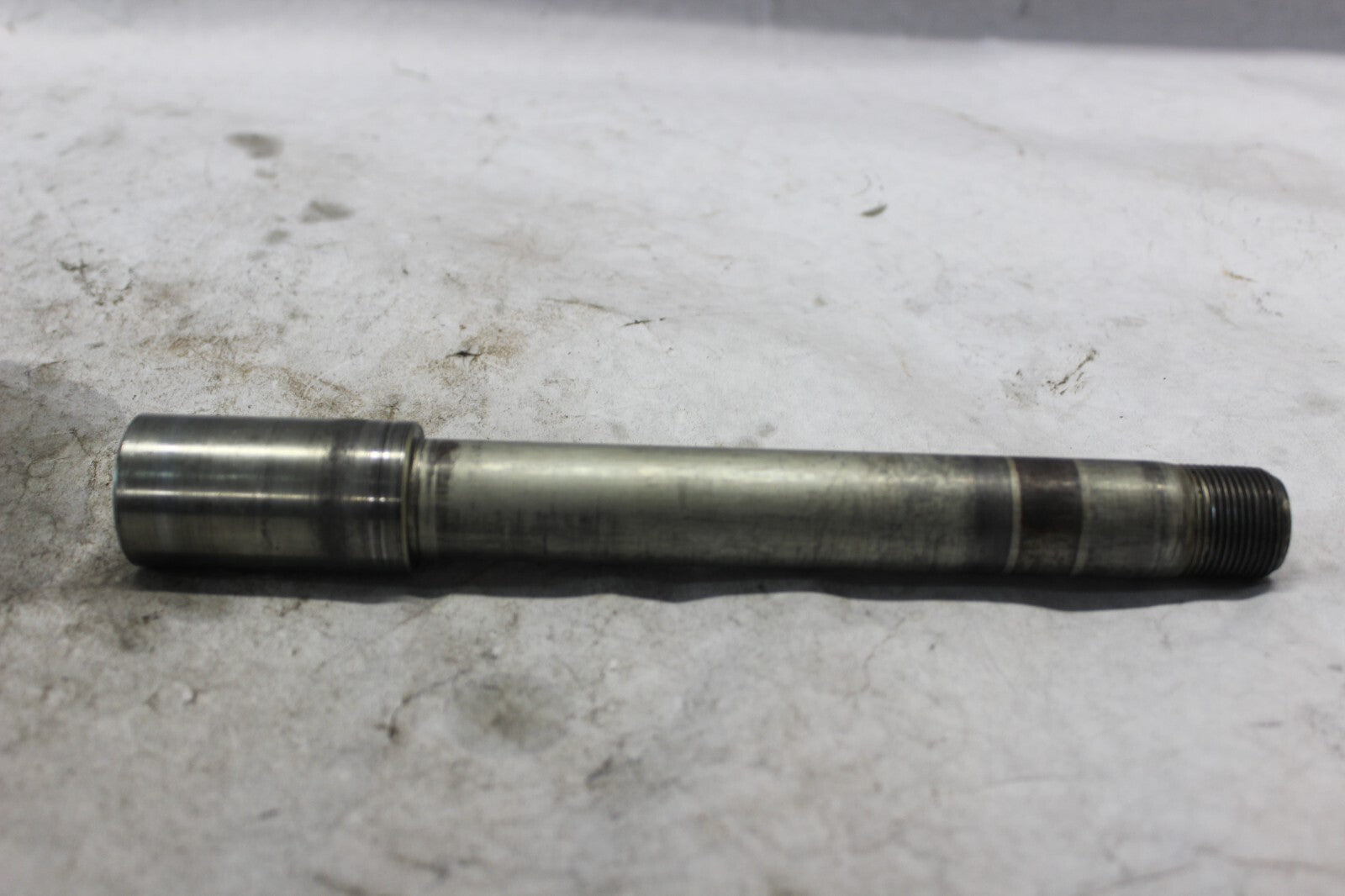 Front WHEEL Axle SUZUKI 54711-42F00 2002 SUZUKI HAYABUSA GSX1300R