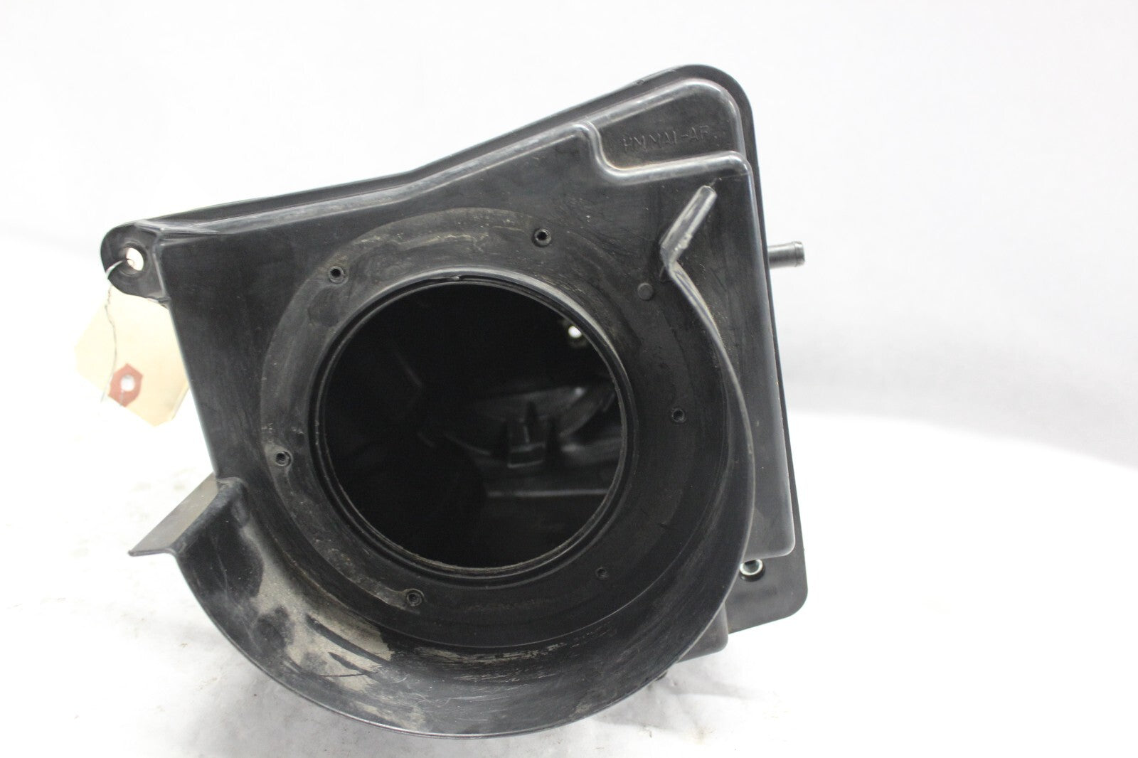 AIR CLEANER HOUSING 17205-MA1-000  1982 HONDA GL500I SILVERWING