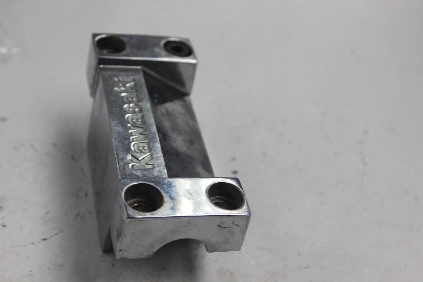 HANDLE HOLDER (KAWASAKI) CHROME 46012-1139 1993 VULCAN 750