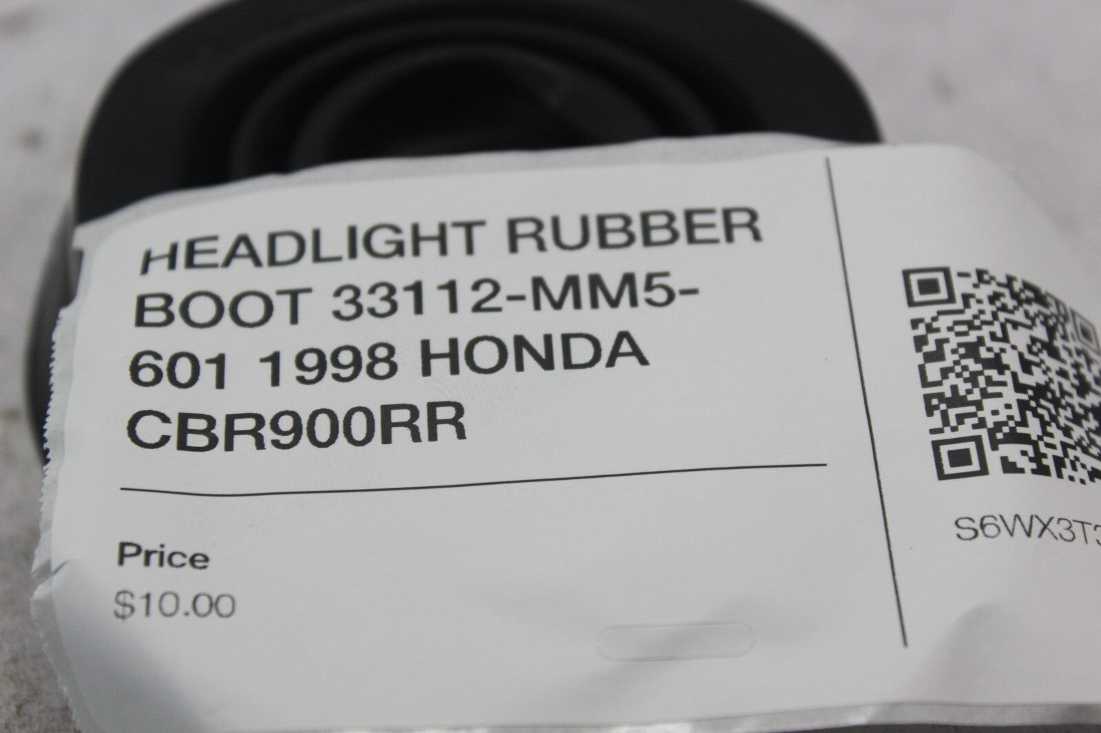 HEADLIGHT RUBBER BOOT 33112-MM5-601 1998 HONDA CBR900RR