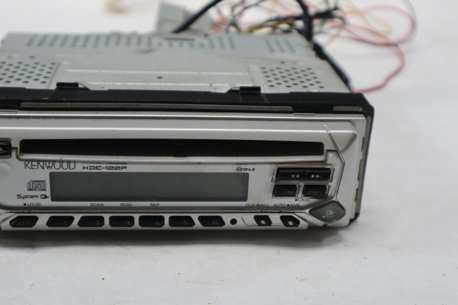 Kenwood KDC-122P Radio Head Unit CD Receiver