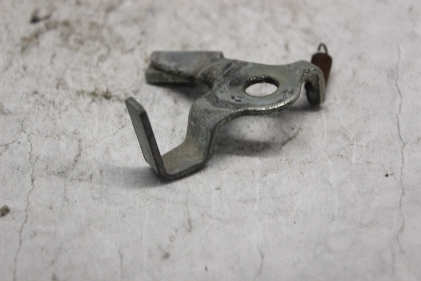 SEAT LOCK PLATE W/ SPRING ( LEVER ) 77232-MAS-E00 1998 HONDA CBR900RR