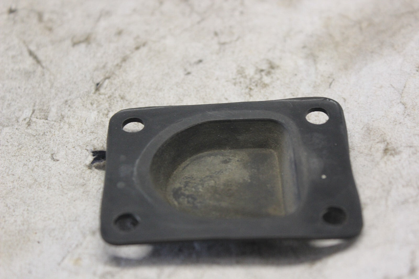 SADDLEBAG LOCK RUBBER 81217-463-770 1982 HONDA GOLDWING GL1100A