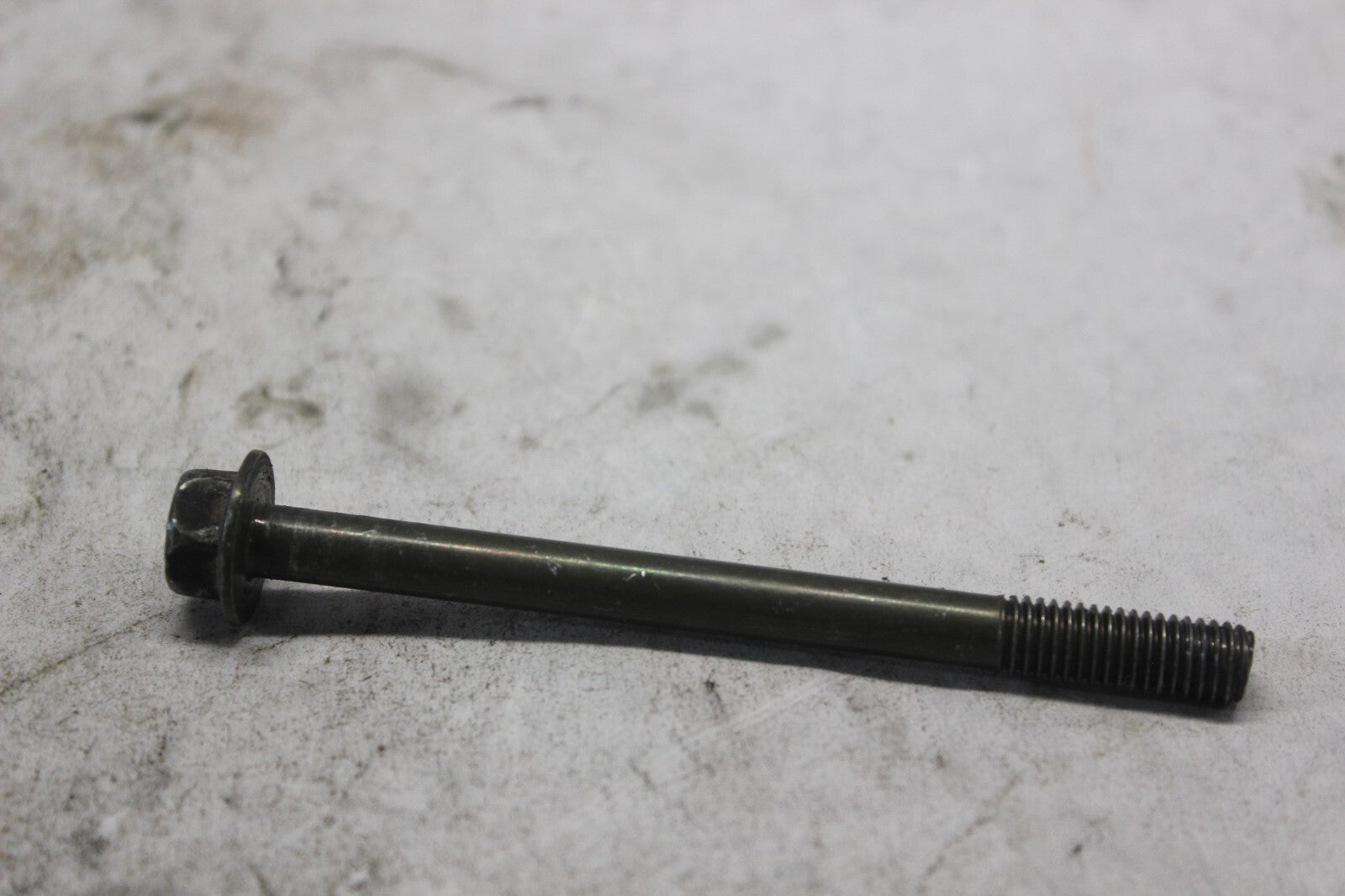 REAR TANK BRACKET BOLT 01550-08953 2002 SUZUKI HAYABUSA GSX1300R