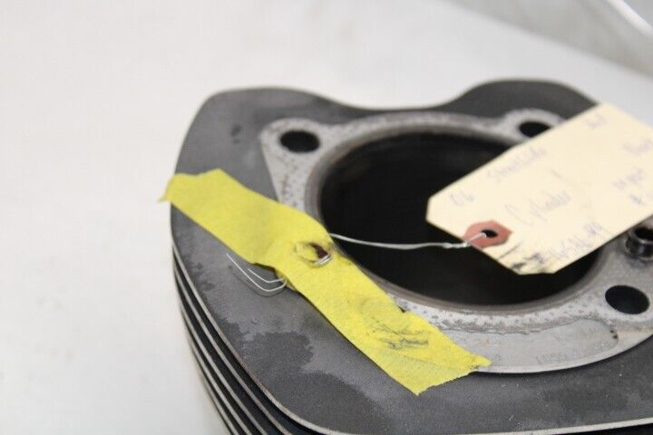 OEM Harley Davidson Cylinder Barrel Jug 88” 2006 Streetglide Grey 16526-99