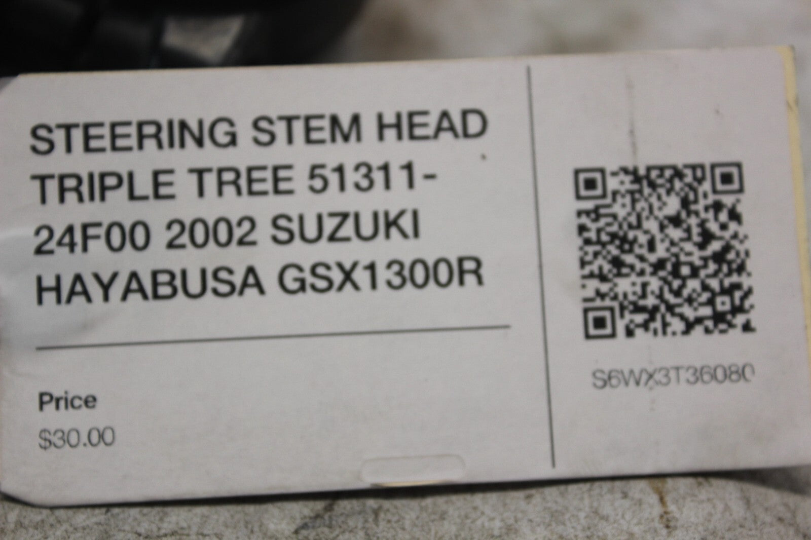 STEERING STEM HEAD TRIPLE TREE 51311-24F00 2002 SUZUKI HAYABUSA GSX1300R