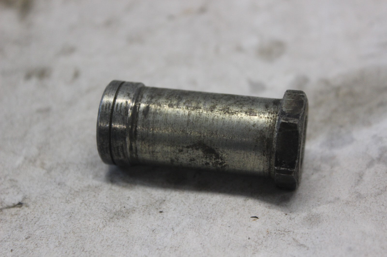 FRONT AXLE NUT 12MM 90305-463-000 1982 HONDA GOLDWING GL1100A