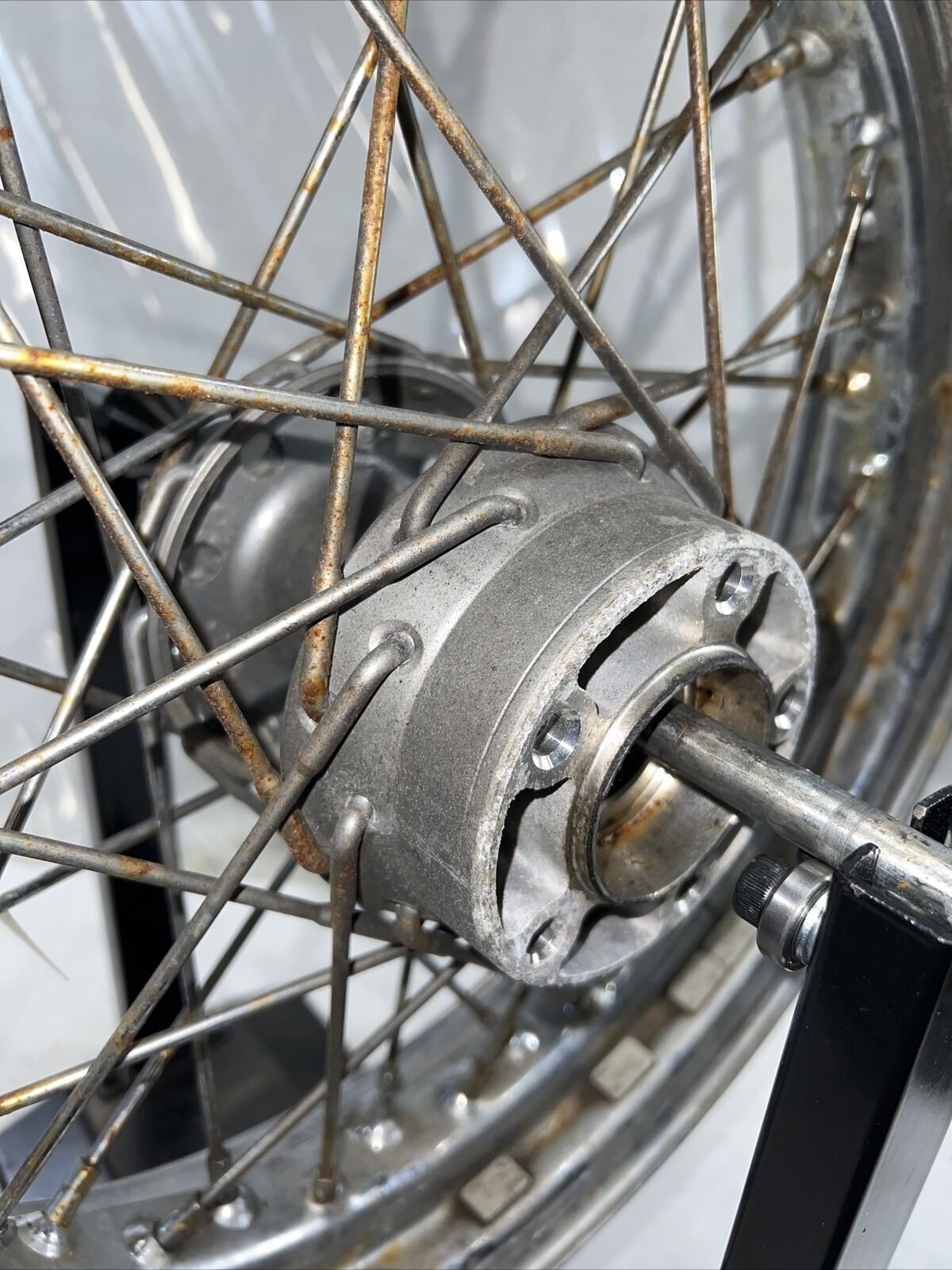 OEM Harley Davidson Front Single Hub Wheel 16" X 3" Chrome Spoke