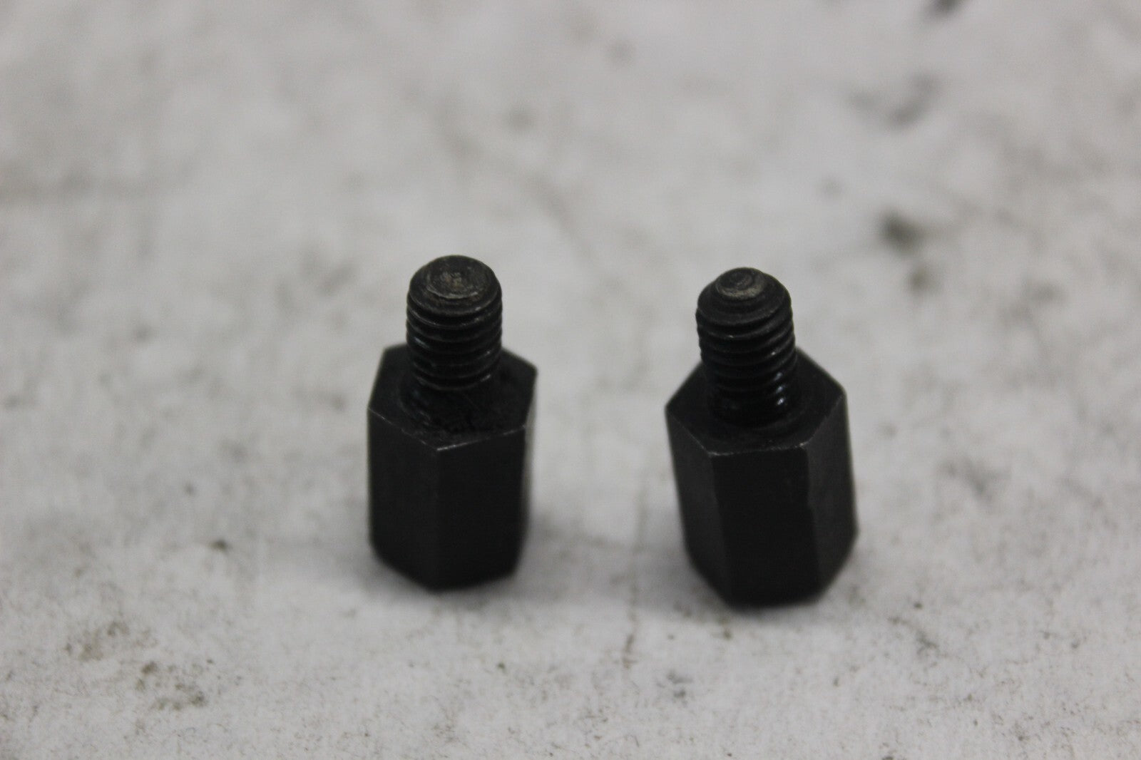 INSTRUMENT HOOD BOLT (2) 37107-MA1-770 1982 HONDA GL500I SILVERWING