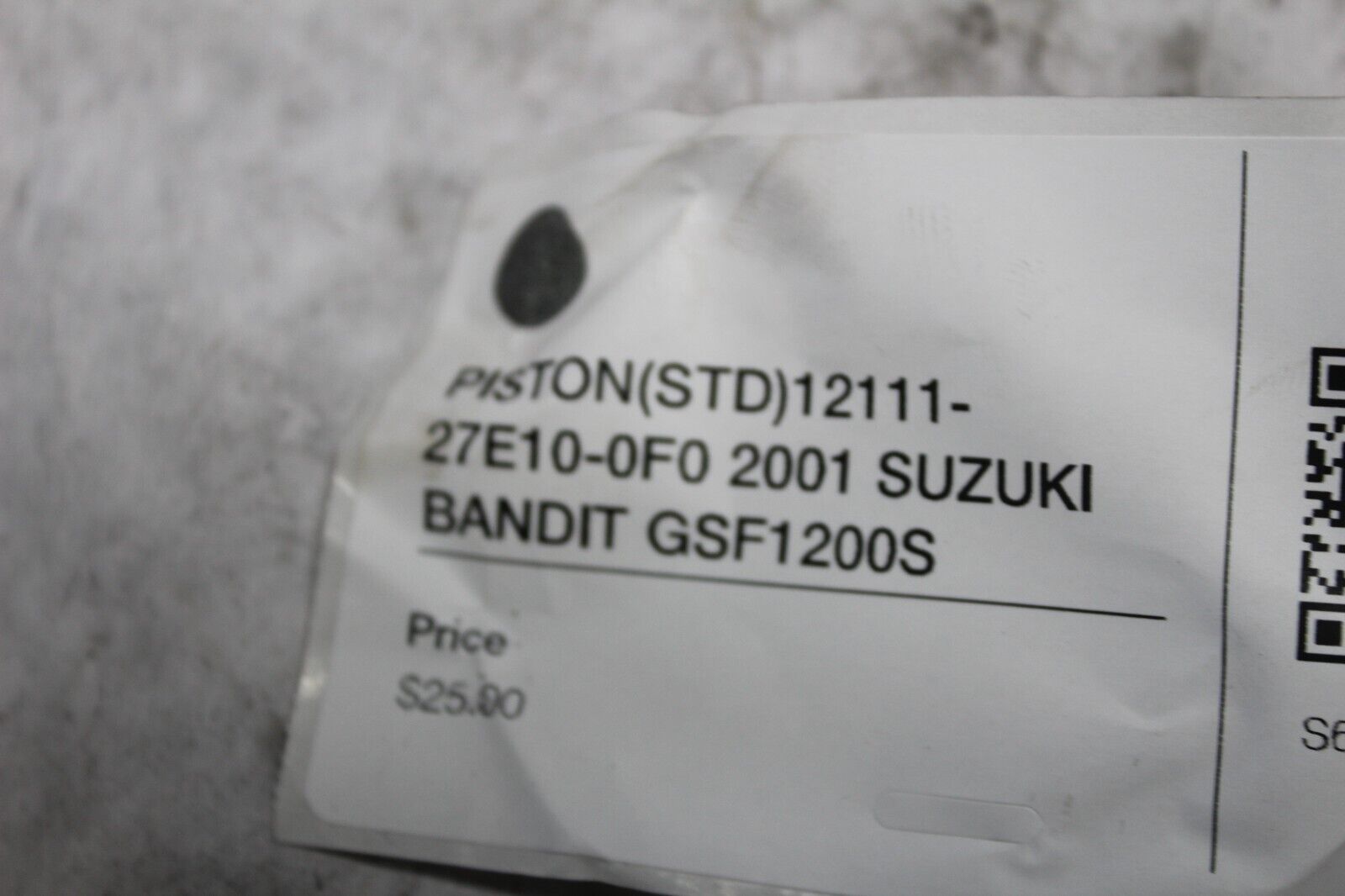 PISTON (STD) 12111-27E10-0F0 2001 SUZUKI BANDIT GSF1200S