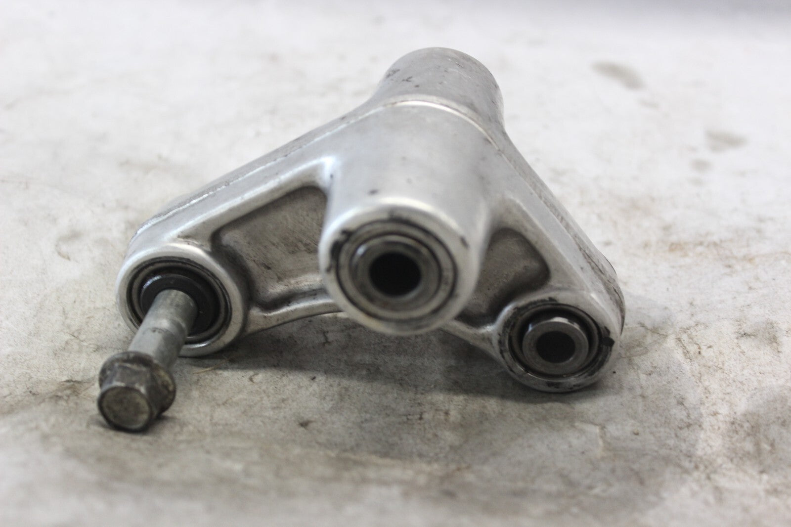 REAR SHOCK LEVER SET 62600-24810 2002 SUZUKI HAYABUSA GSX1300R