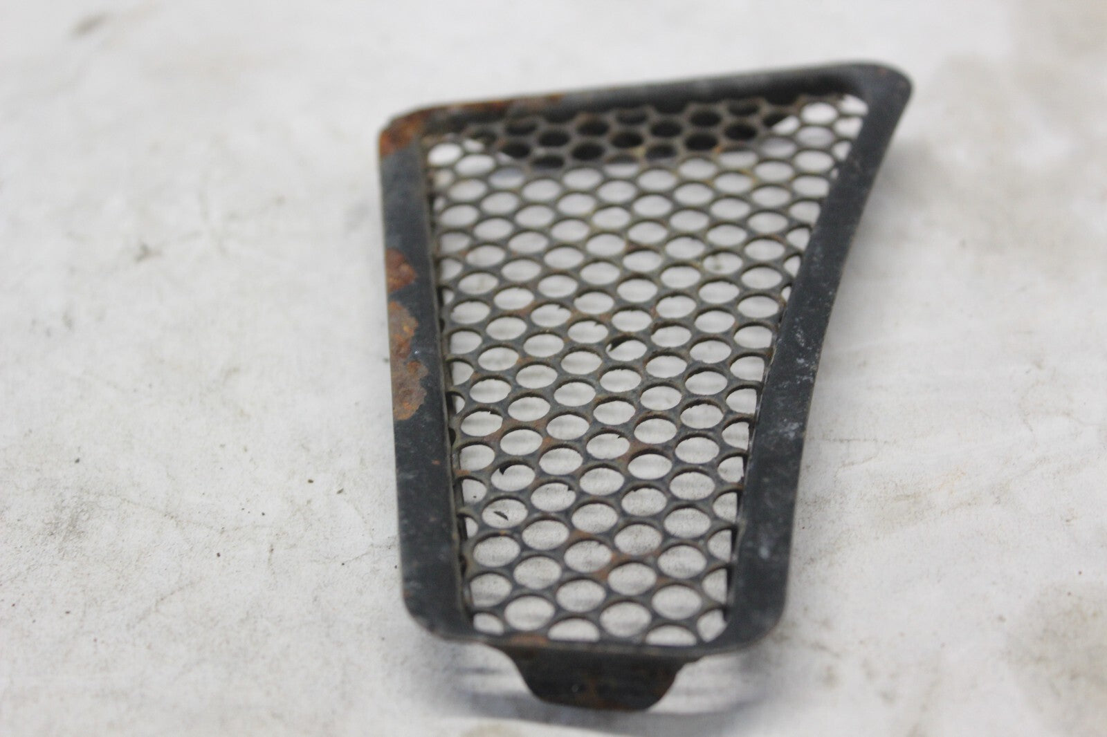AIR DUCT COVER RIGHT 64278-463-771 1982 HONDA GOLDWING GL1100A
