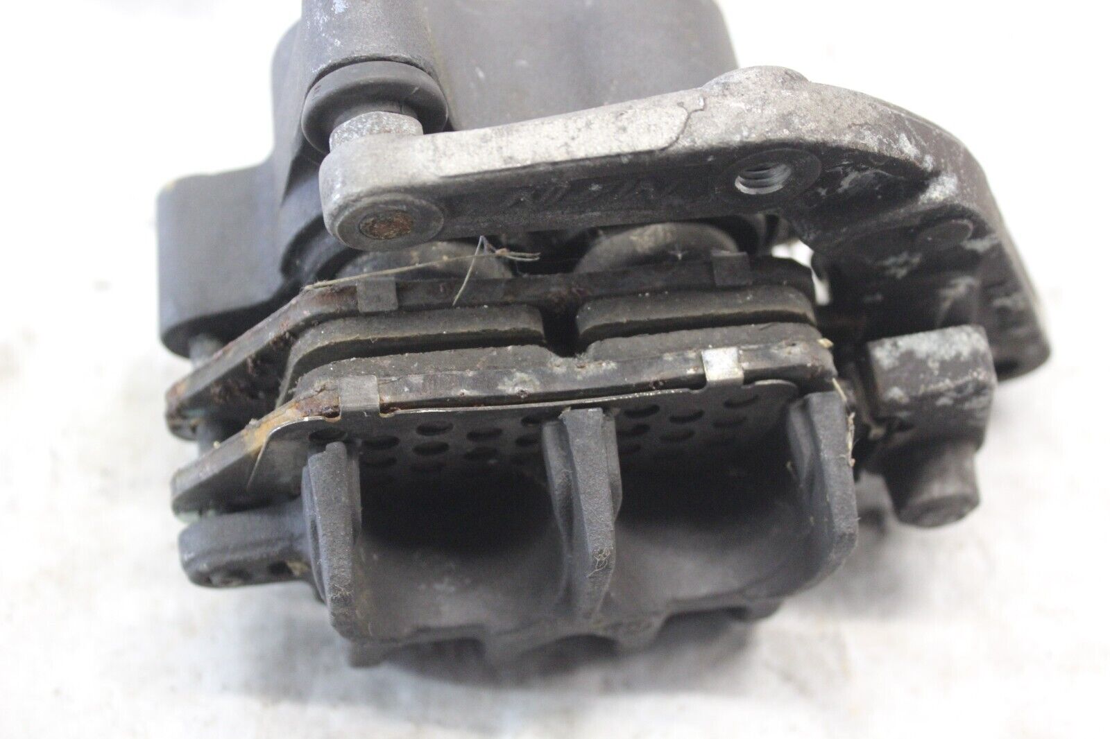 Front Brake Caliper RIGHT 45250-MAL-601 1997 HONDA CBR600F3