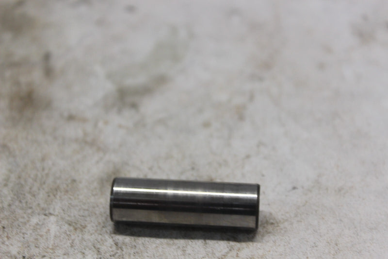 12151-09204 PIN 2002 SUZUKI HAYABUSA