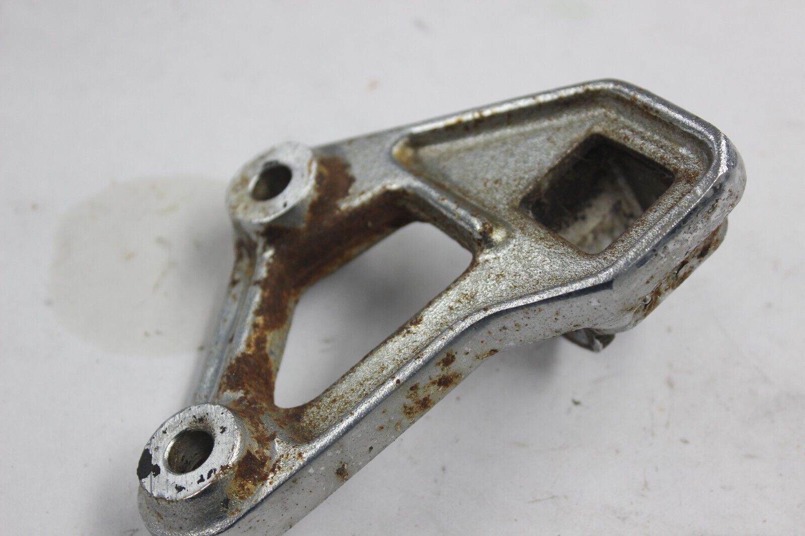 FRONT RIGHT FOOTPEG BRACKET 50615-MB1-000 1983 HONDA VF750C MAGNA