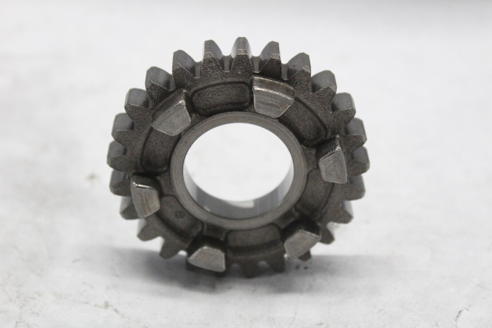 4TH DRIVE GEAR 25T 24241-38A00 2003 SUZUKI VOLUSIA VL800