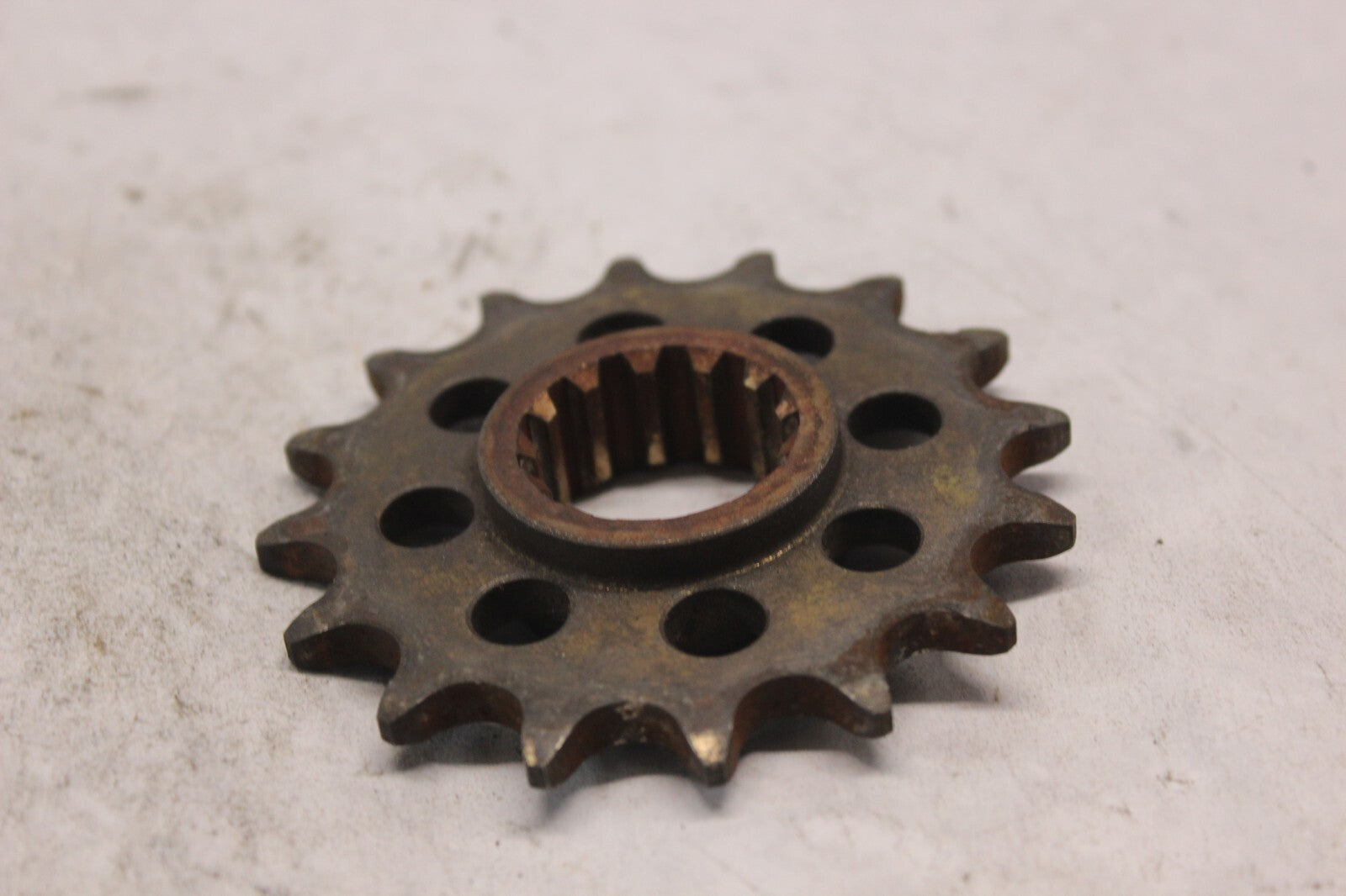 DRIVE SPROCKET 16T 23801-MAS-000 1998 HONDA CBR900RR