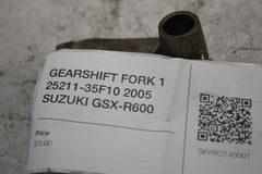 22761952-228a-4856-af9d-f7a769e987de