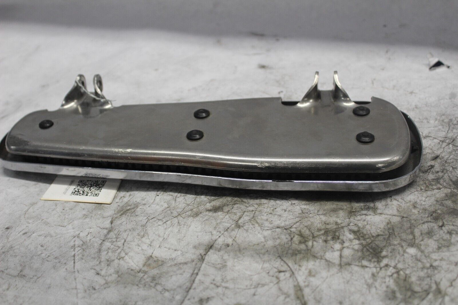 LEFT FOOTBOARD ASSY 50699-05 2005 HD SOFTAIL DELUXE FLSTNI