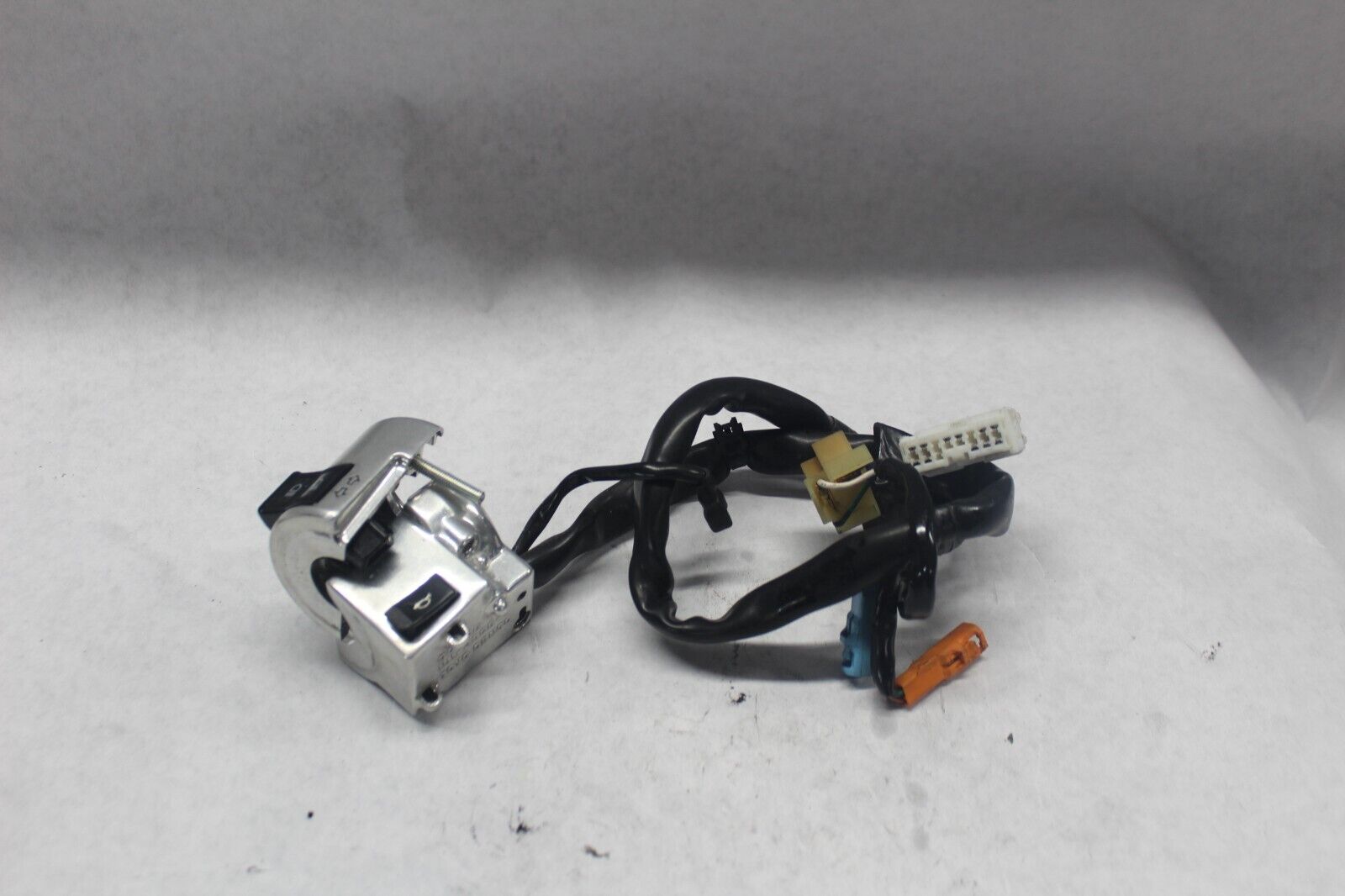 35200-MFR-671 SWITCH ASSY., TURN SIGNAL 2010 HONDA FURY VT1300CX
