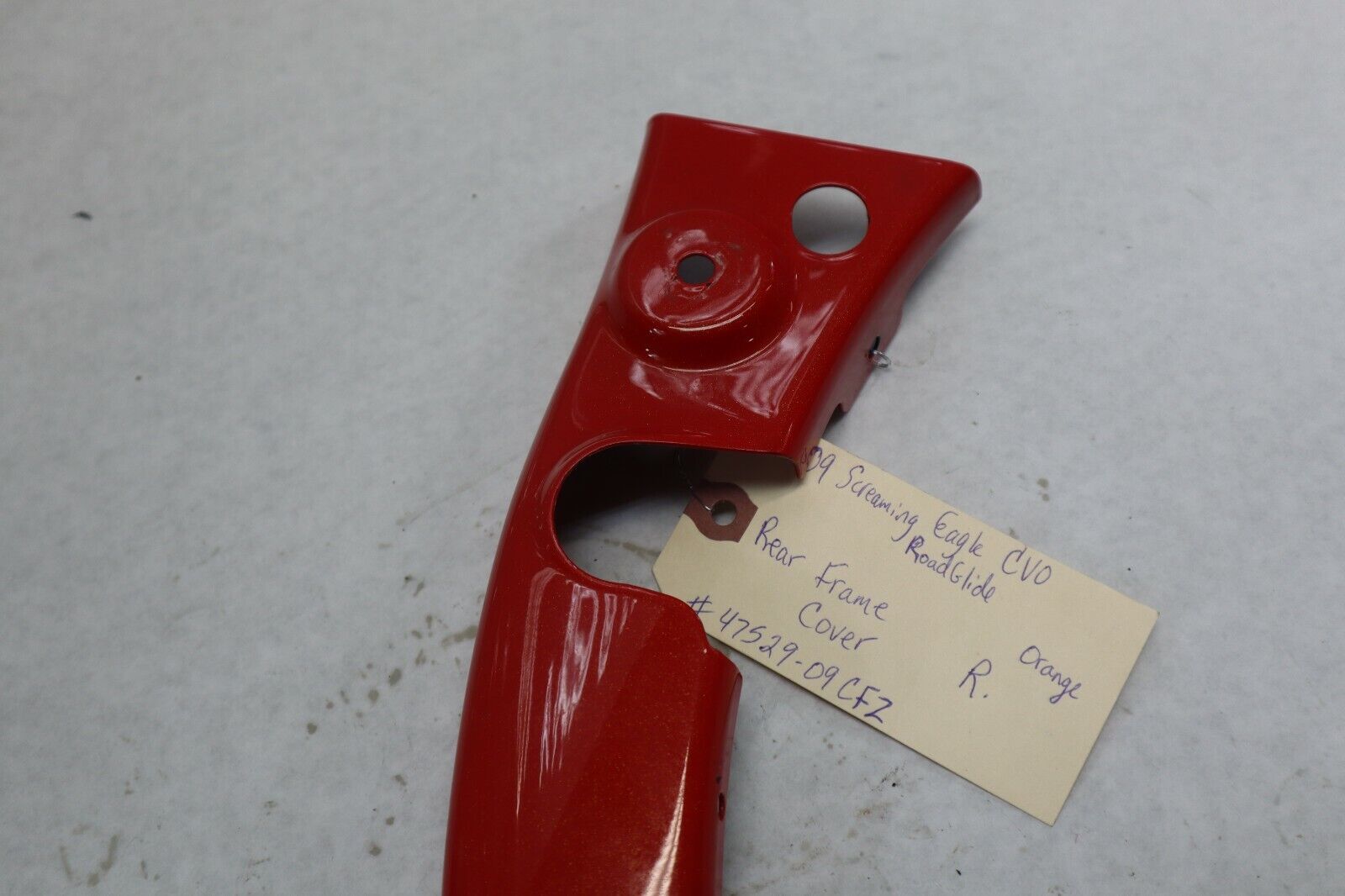 OEM Harley Davidson Rear Frame Cover RIGHT 2009 Streetglide CVO 47529-09CFZ