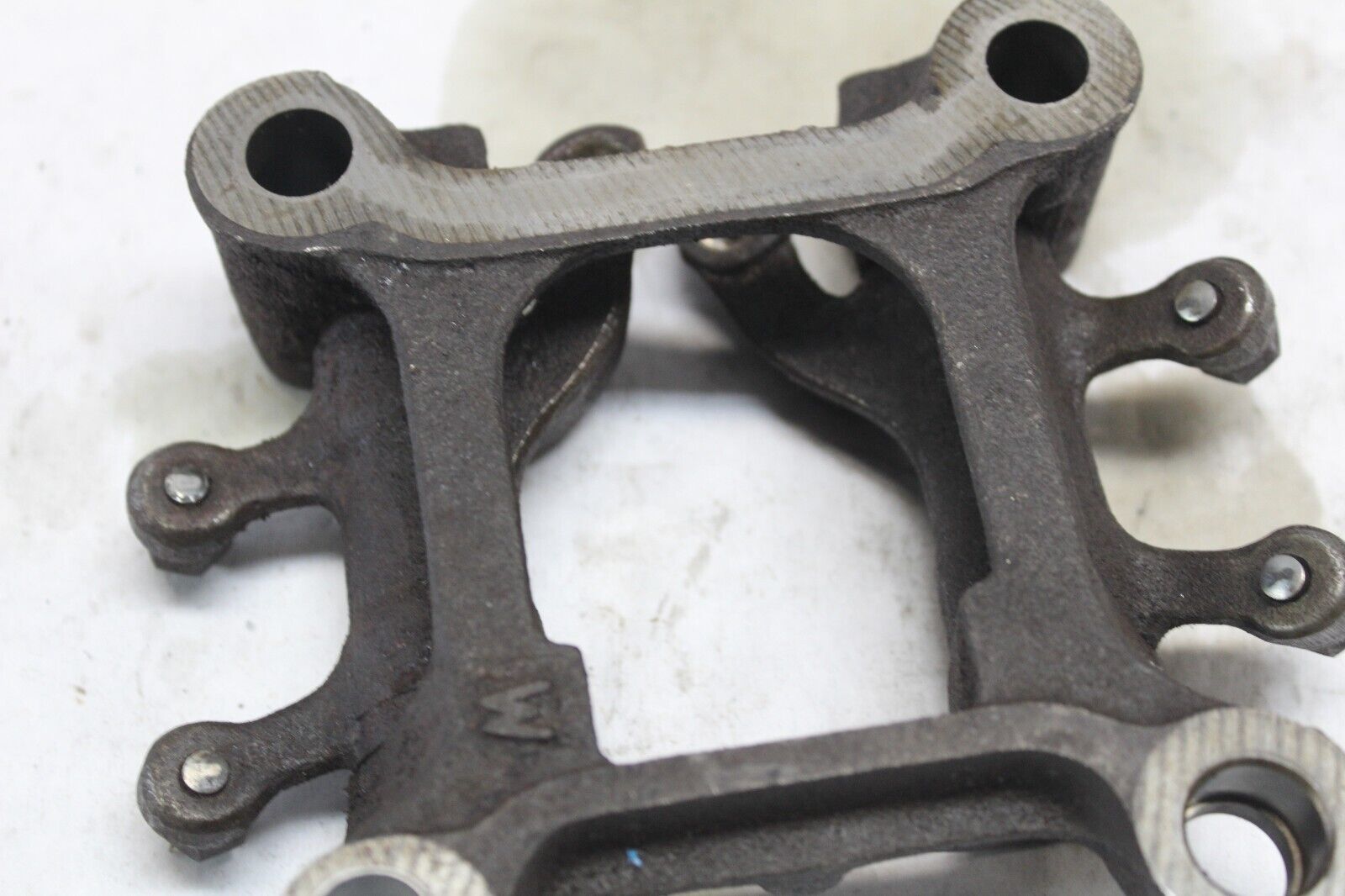 ROCKER ARM VALVE HOLDER (RUSTY) 12215-ME7-000 1982 GL500I SILVERWING