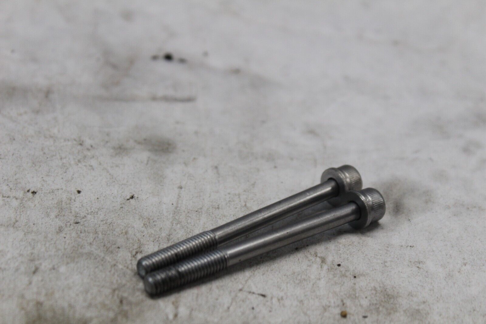 CRANKCASE BOLT W/WASHER 2PCS 90119-08084-00 2007 YAMAHA R6 YZFR6