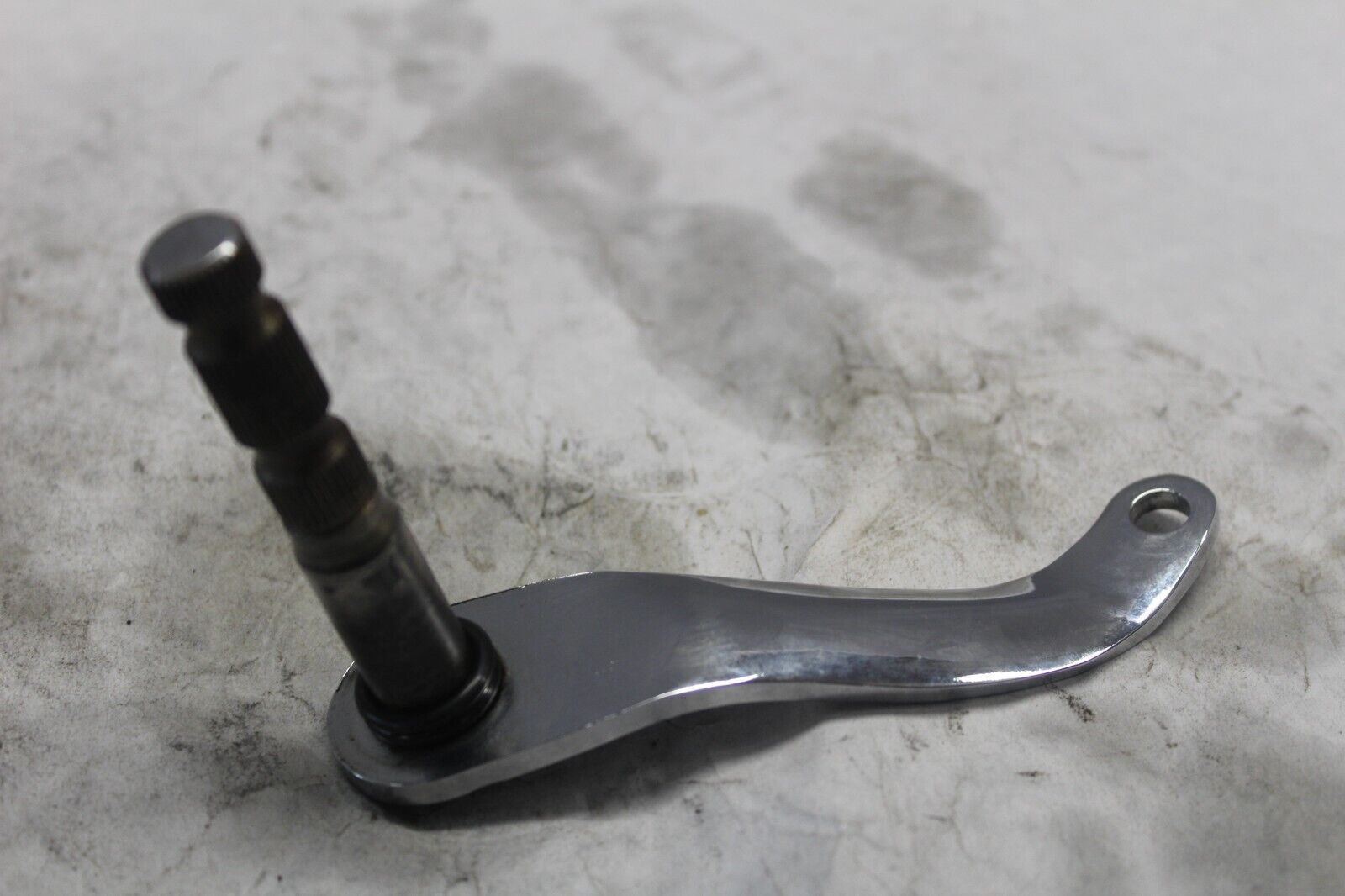 SHIFT LEVER CHROME 33668-90 2005 HD SOFTAIL DELUXE FLSTNI