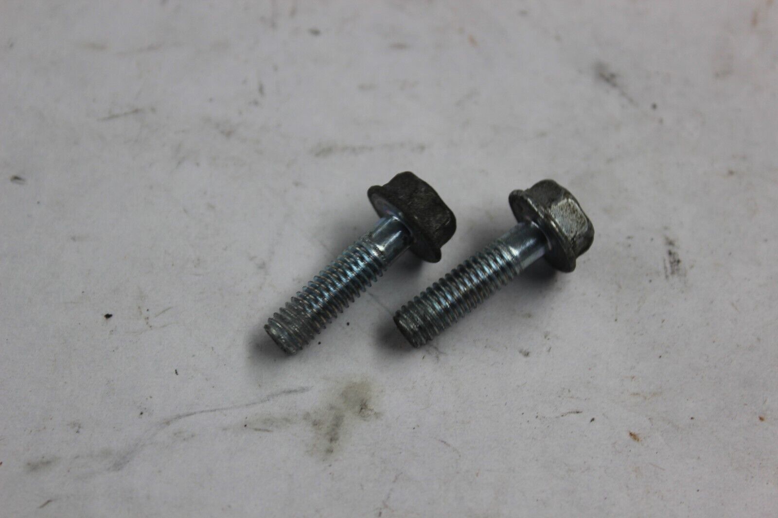 THERMOSTAT HOUSING BOLT 2PCS 95701-06022-00 1983 HONDA VF750C MAGNA