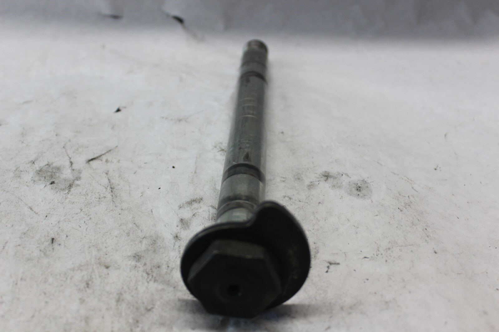 REAR AXLE 25MM 41056-08 2008 H-D ELECTRAGLIDE FLHT